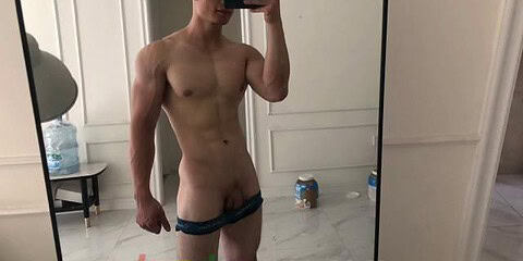 [CHINESE] 優質陽剛健身肌肉大屌猛男教練誘人身材